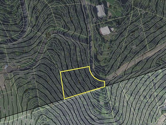 3rd image of 41 Lowry Hill EA