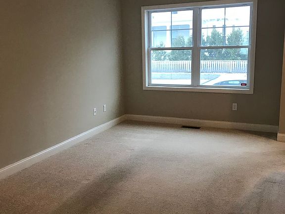 5th image of 251 Pearl St #251P-02