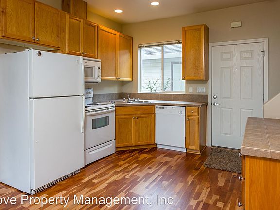 2nd image of 5264 NE 121st Ave APT 83L