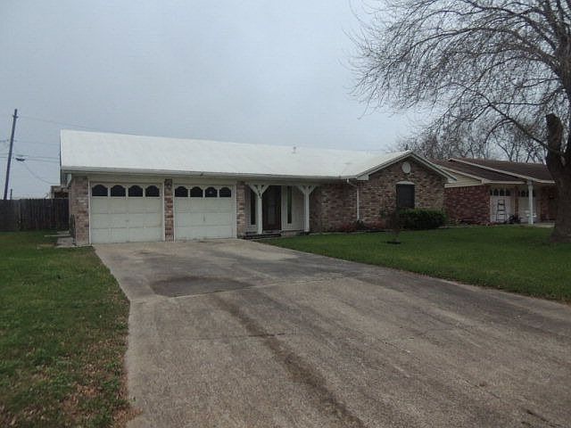 1st image of 918 Westwood Dr