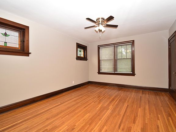 2nd image of 3438 Shenandoah Ave #3440A