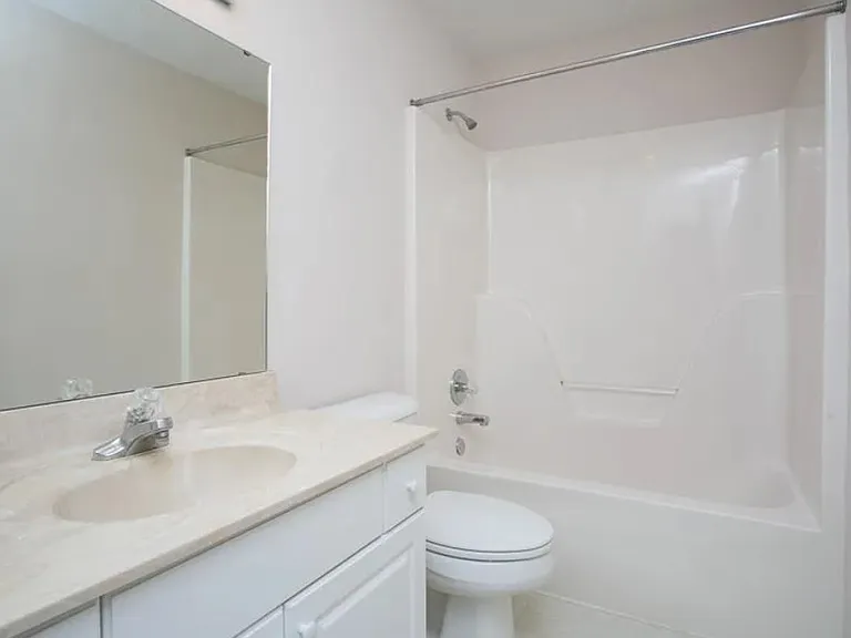 13011 Misty Glen Dr — Photo 30