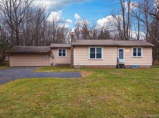 54 Everett Dr, Rochester, NY 14624