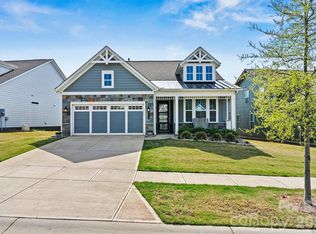 8718 Festival Way, Charlotte, NC 28215