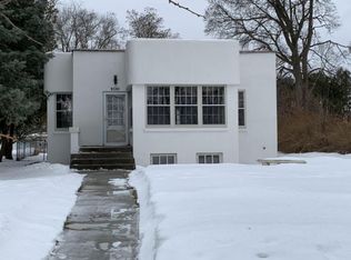 2141 Riverside Ave, Marinette, WI 54143