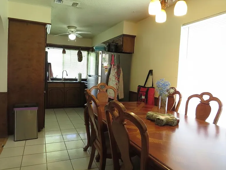3308 Spring Valley Dr — Photo 10