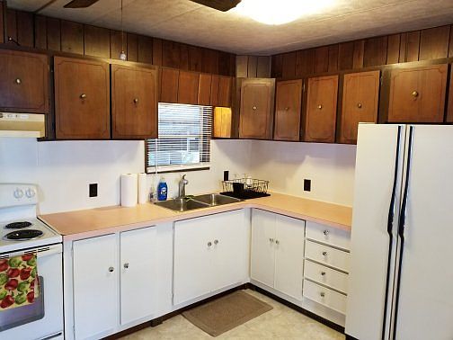 2nd image of 31 Rosewood Dr