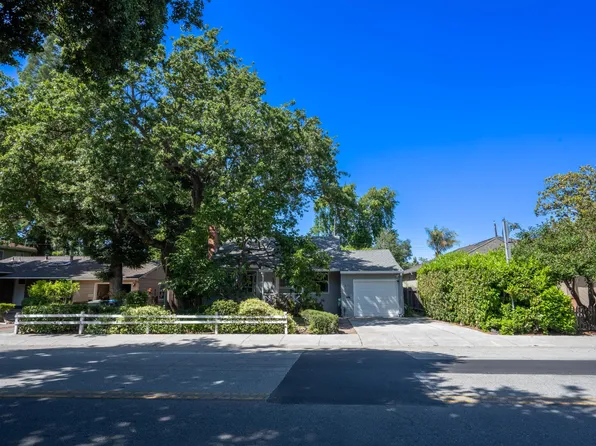 415 Bay Rd, Menlo Park, CA 94025