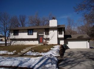 2220 SW 31st Ter, Topeka, KS 66611