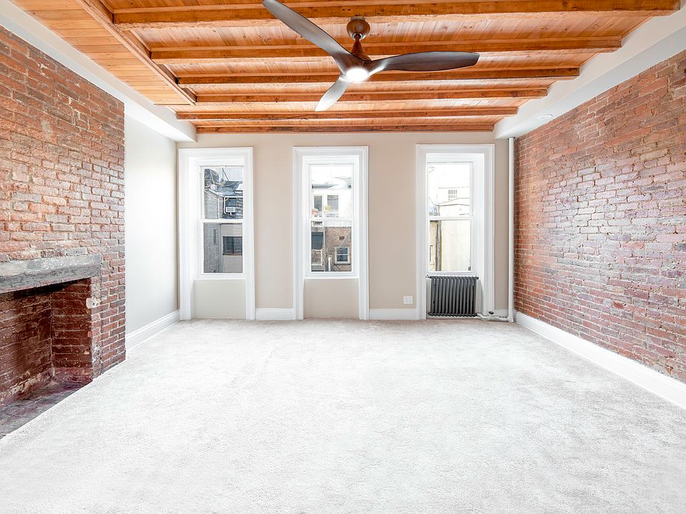 1st image of 21 Downing St APT 3