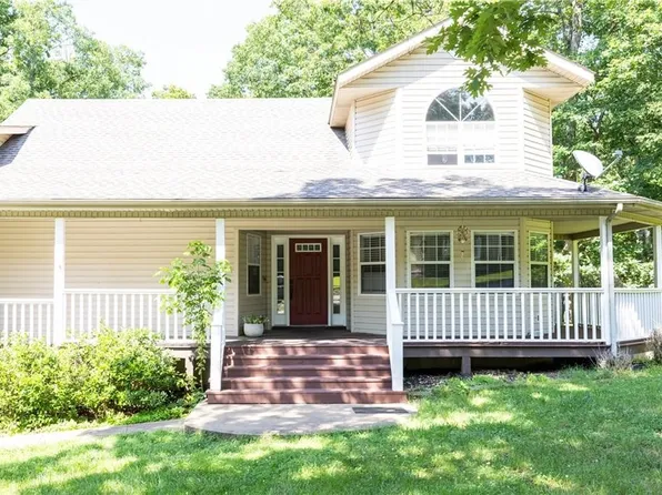 106 Deer Ridge Rd NE, Gravette, AR 72736