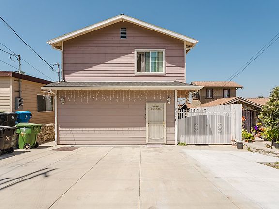 2nd image of 10327 Hillhaven Ave #1/2
