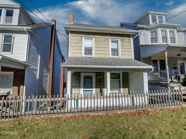 1523 Wabash St, Coal Township, PA 17866