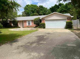 2782 Augustus Rd, Navarre, FL 32566