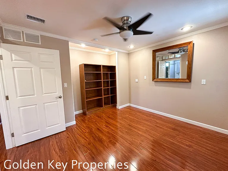 3577 Mira Pacific Dr — Photo 12