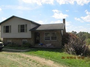 311 Meadow Rd, Seneca, PA 16346
