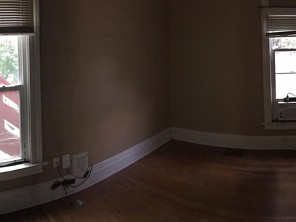 4th image of 2314 Walnut St #2/3