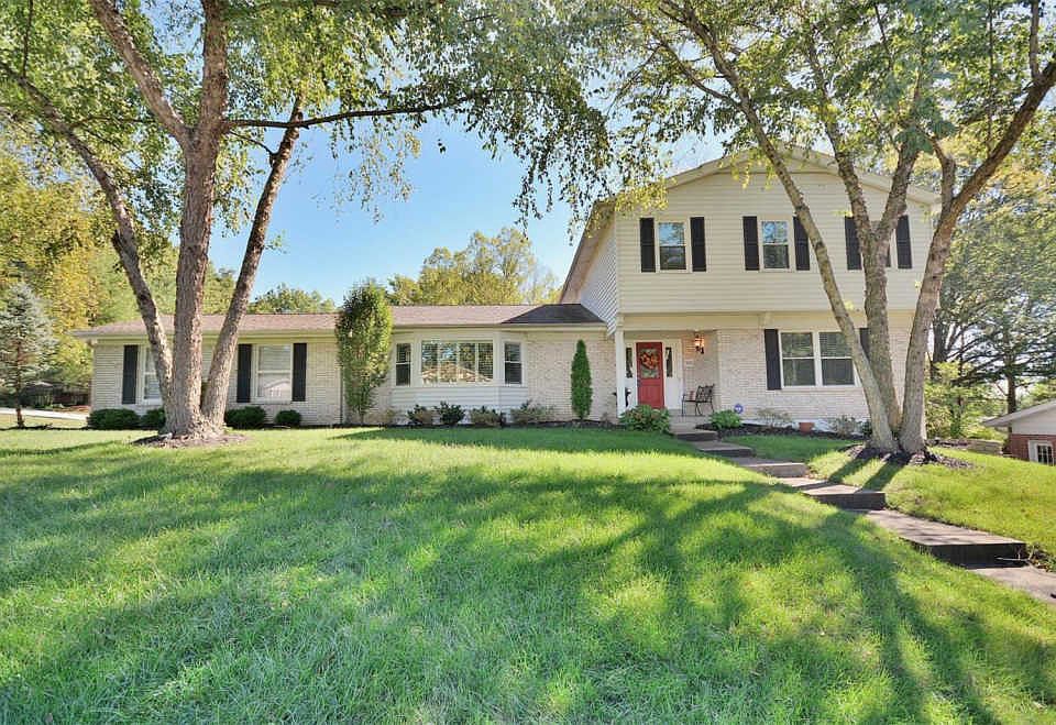 1st image of 320 Claymont Dr