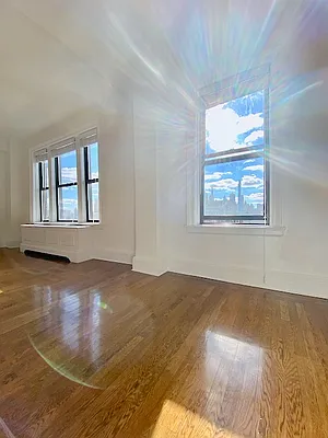 Rented by Corcoran | media 17