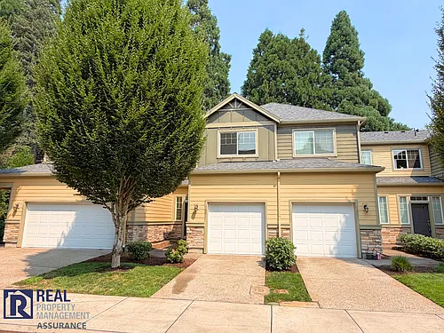 7951 NE Caitlin St Photo 1