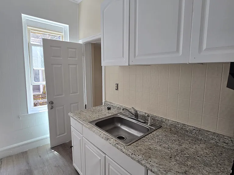 26 N Saint Bernard St #1 — Photo 11