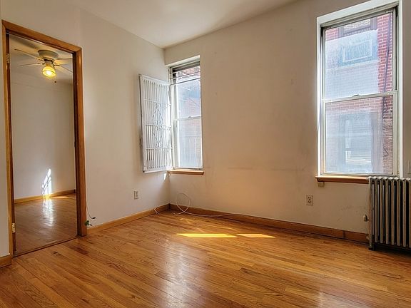 2nd image of 421 E 65th St #5EE