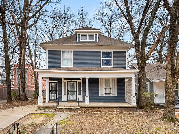 2nd image of 1531 Court Ave