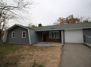 4 Ferland Dr, Derry, NH 03038