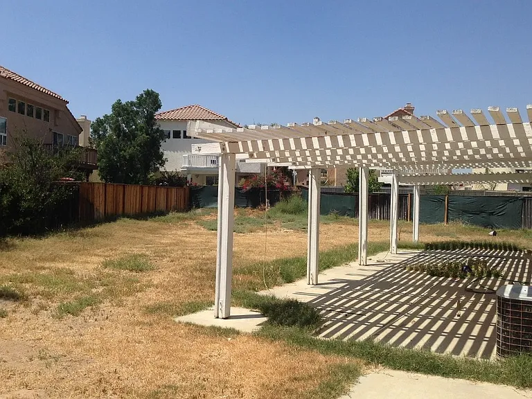16135 Avenida De Loring — Photo 14