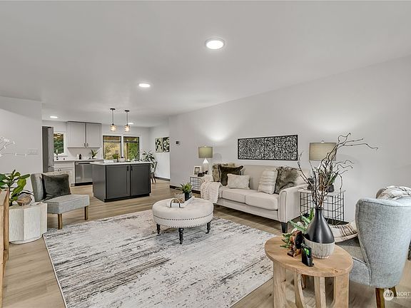 5th image of 14843 Burley Avenue SE