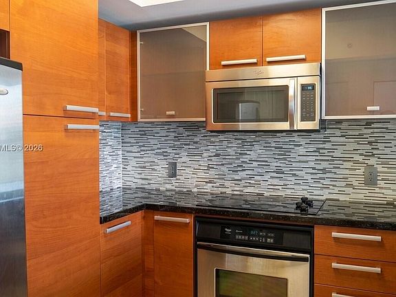 3rd image of 2030 S Douglas Rd APT 414