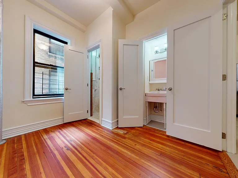 216 W 89th St #4A — Photo 8
