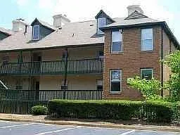 117 Brittany Ct — Photo 3