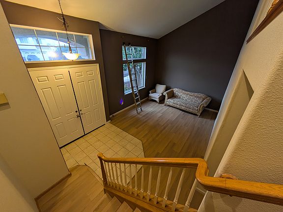 2nd image of 862 Mulberry Ct