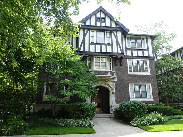 1st image of 1639 Hinman Ave APT 3