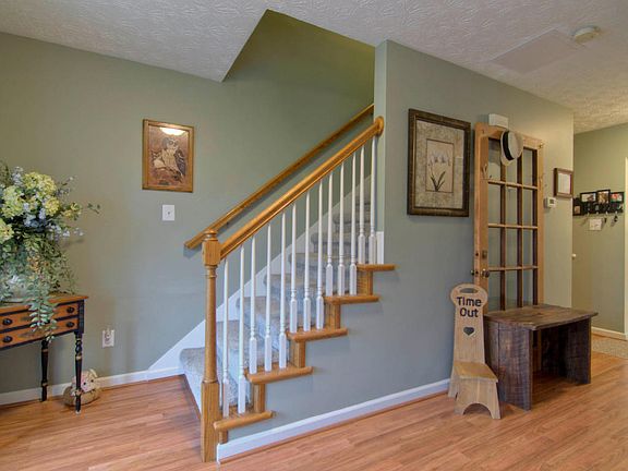 3rd image of 5922 Aruba Ln