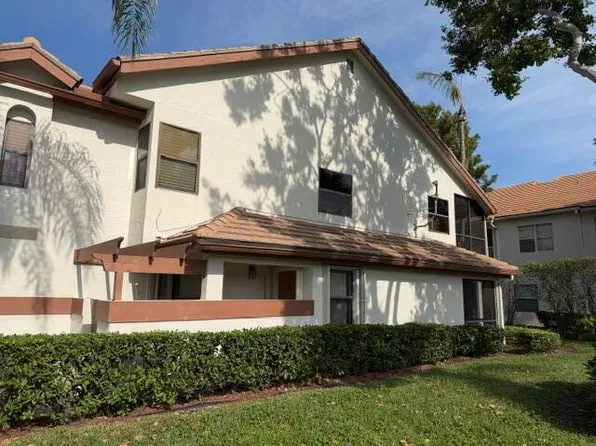 12628 Shoreline Dr APT 9C, Wellington, FL 33414