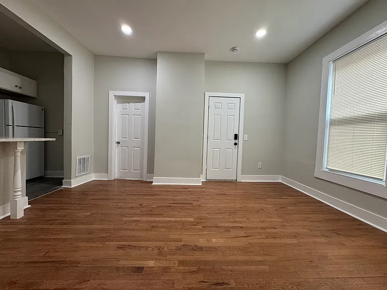 235 Davenport Ave #1A — Photo 14