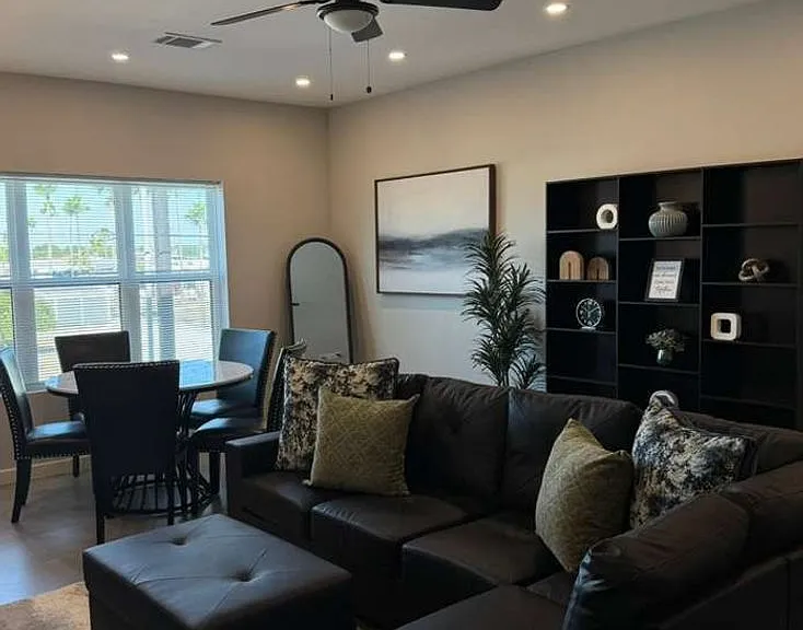 Palma Vista Apartments — Photo 24