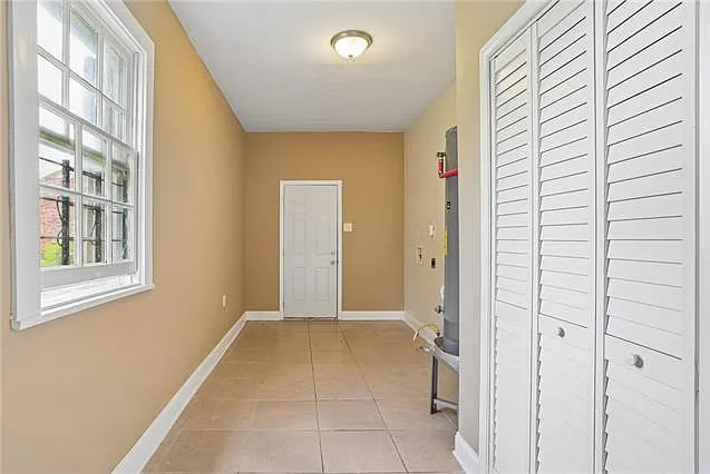 2406 Saint Roch Ave — Photo 14