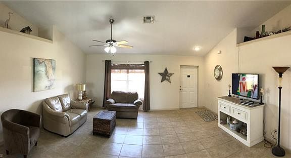 2nd image of 202 NW 23rd Ave