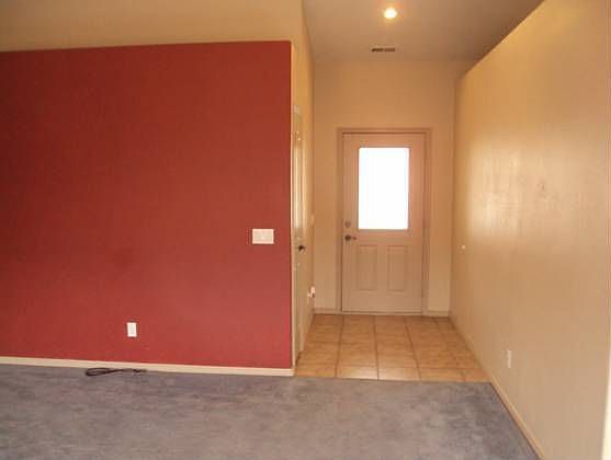 1st image of 424 E 165 South Cir