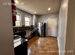 124 Warner Ave #1M, Jersey City, NJ 07305