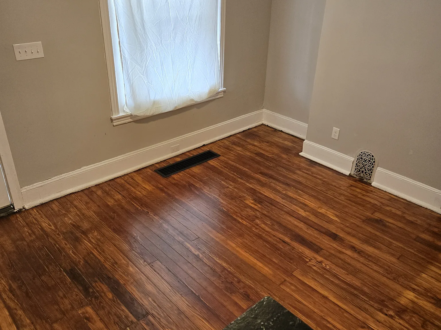 3 bed, 1158 sqft, $1,800 — Photo 4