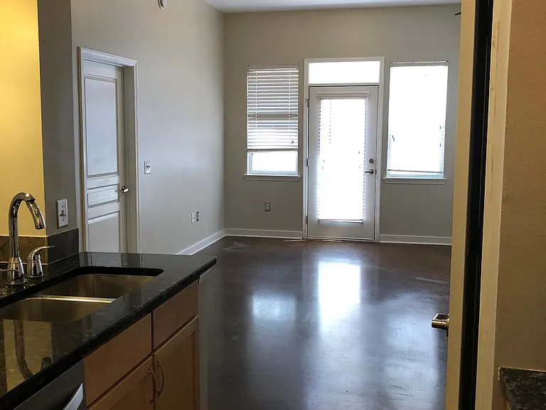 3000 Vanderbilt Pl #112 — Photo 13