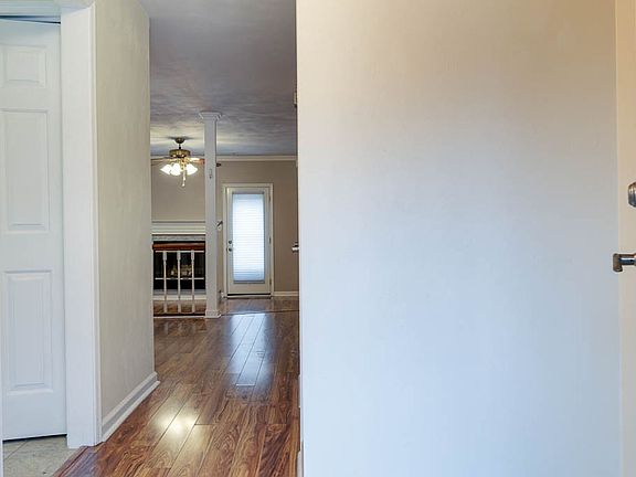 5th image of 2820 Cardiff Ln