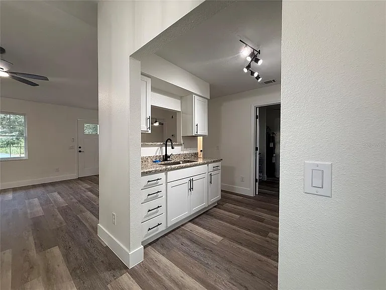 40233 Palm St — Photo 12