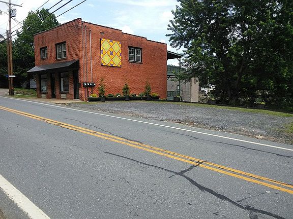 3rd image of 57N 226 Highway