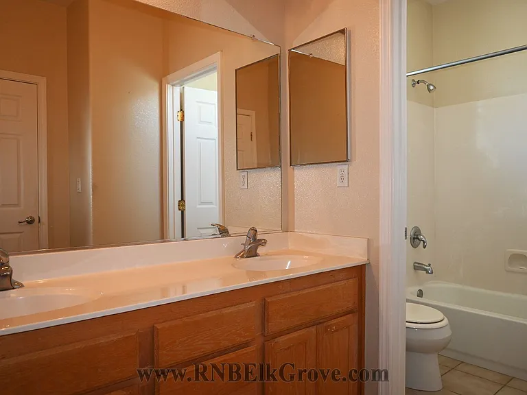 9433 Triathlon Ln — Photo 22