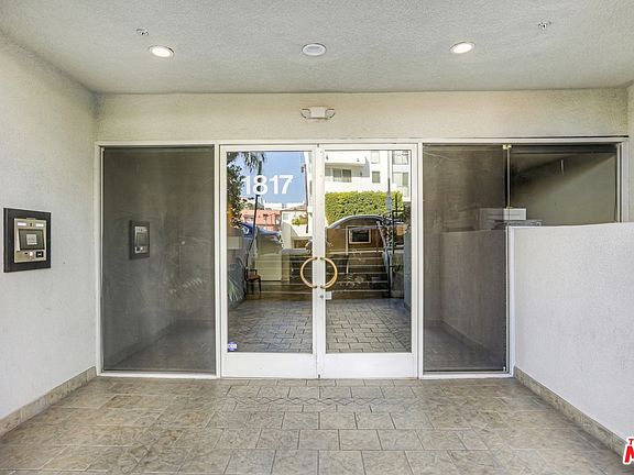 3rd image of 1817 Selby Ave APT 102